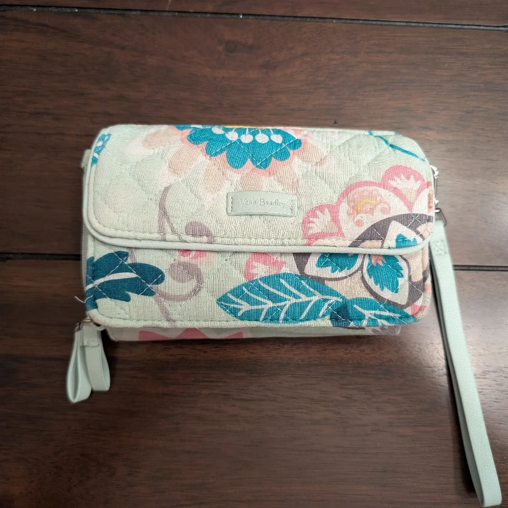 Vera Bradley Mint Flowers Hipster Crossbody Bag & Accordion Wristlet - Picture 7 of 16